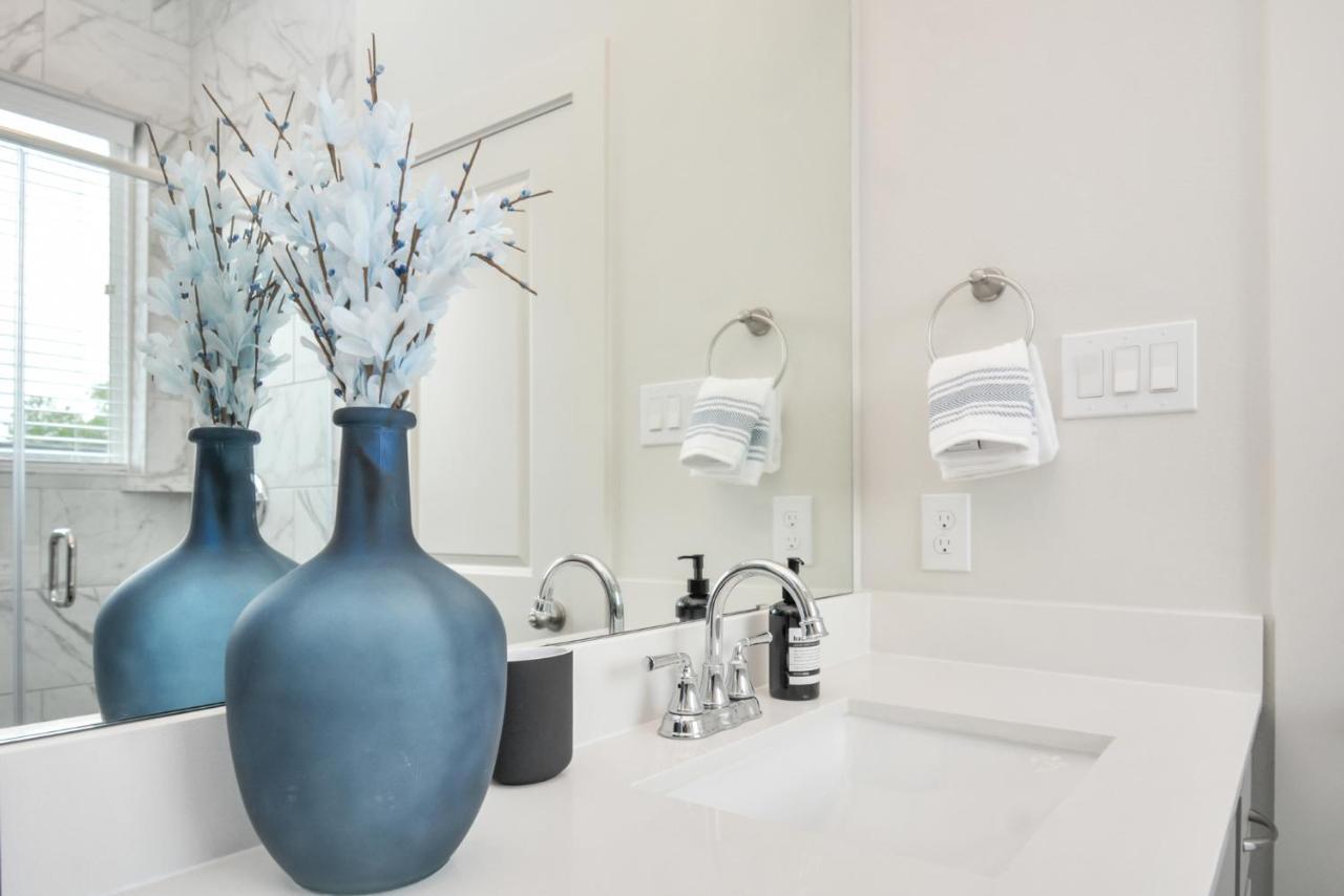 Casa Azure - New Modern 3 Bedroom Med Center, Nrg, Uh Houston Eksteriør bilde